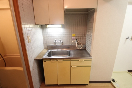 キッチン　※別部屋の写真です