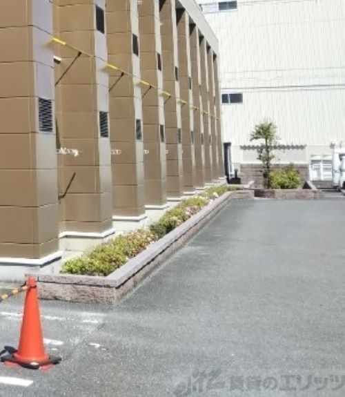 エントランス　外観