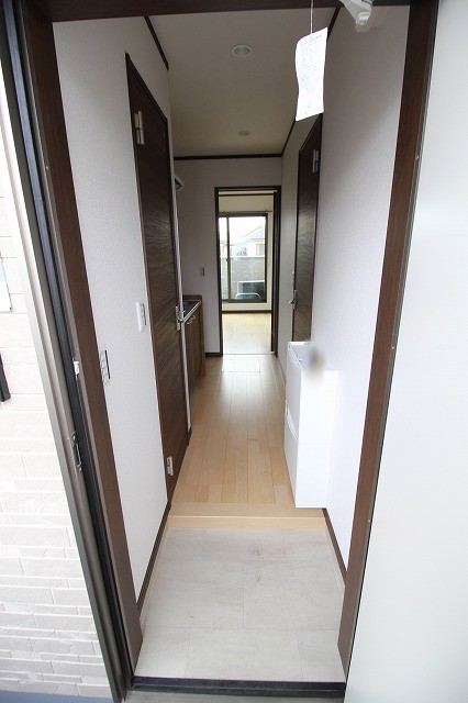 玄関　別のお部屋の写真です