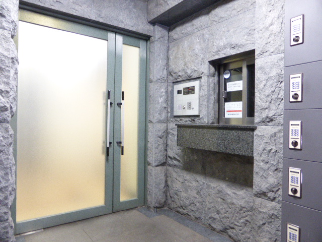 エントランス　エントランス