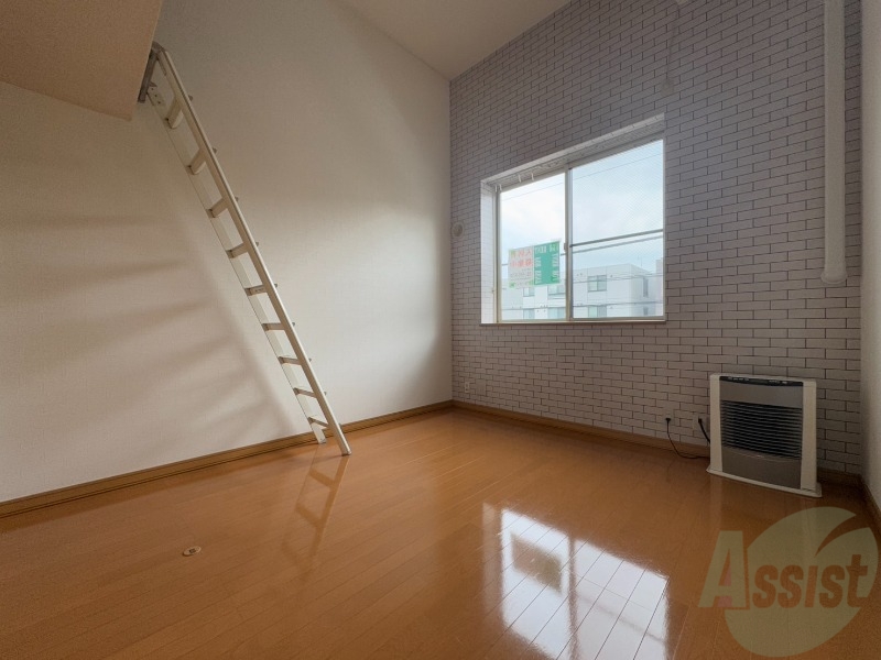 居室・リビング　広々としたリビングですね。使い勝手がよさそうですね！