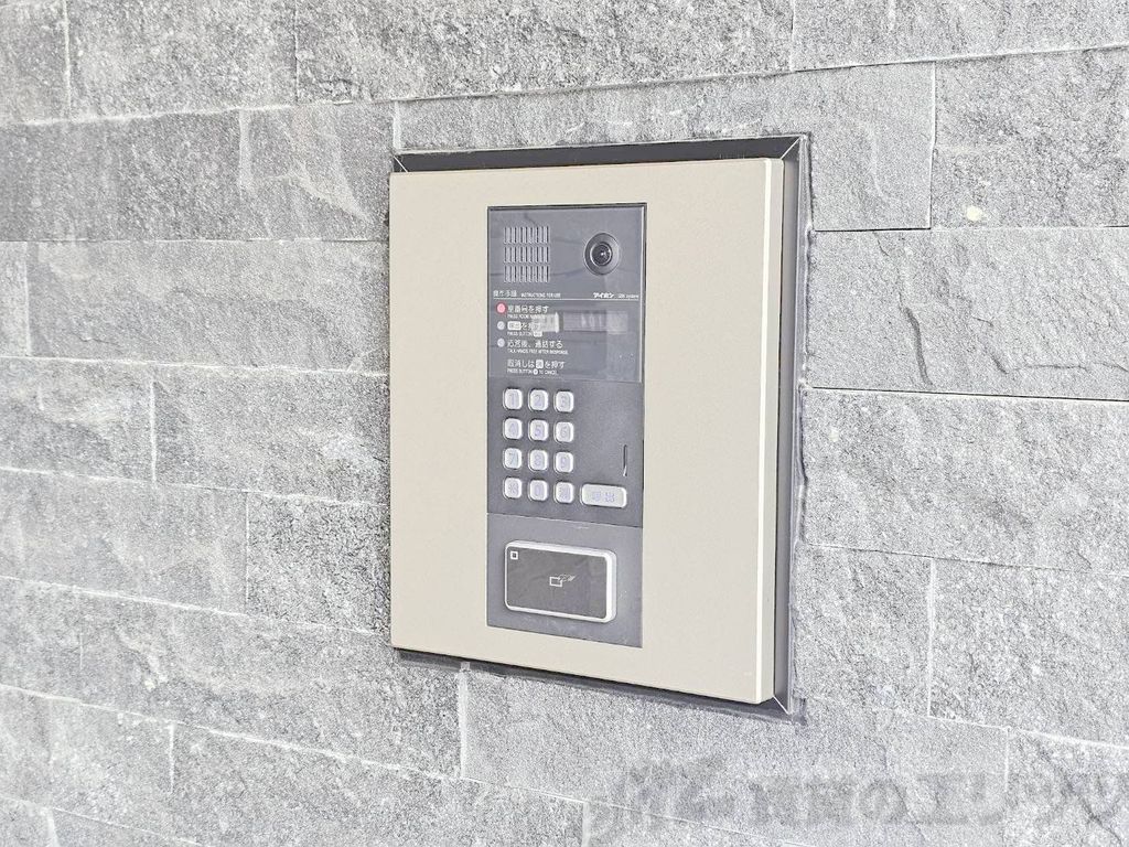 セキュリティ　エントランス