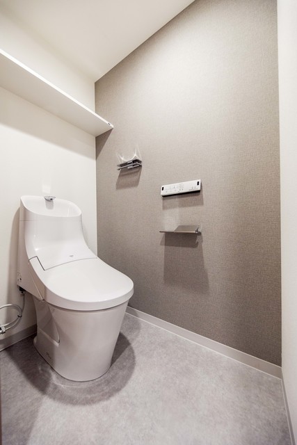 トイレ　※写真は同タイプ住戸です。