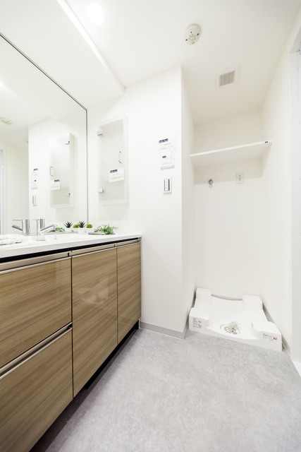 洗面設備　※写真は同タイプ住戸です。