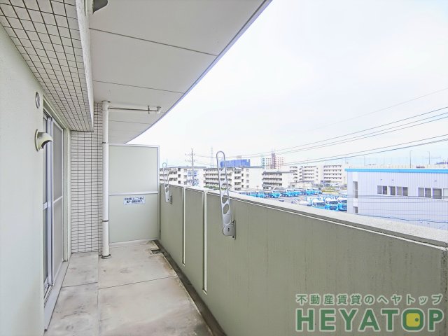 バルコニー　南向きバルコニー（同仕様写真）