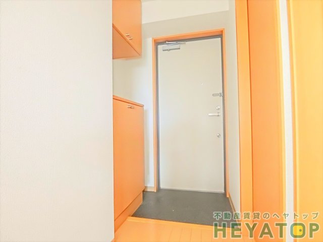 玄関　シューズボックス付き玄関（同仕様写真）