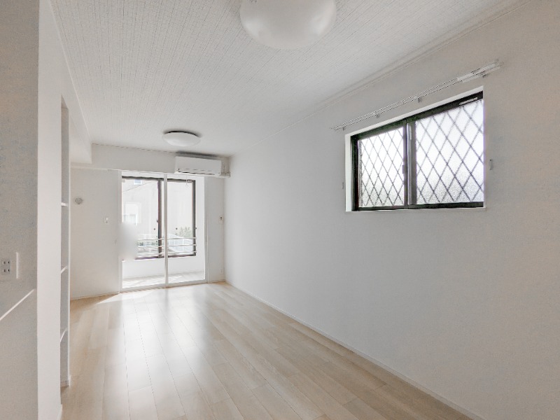 居室・リビング　図面と現状に相違がある場合には現状を優先