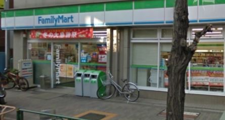 コンビニ　ファミリーマート入谷二丁目店（コンビニ）まで165m