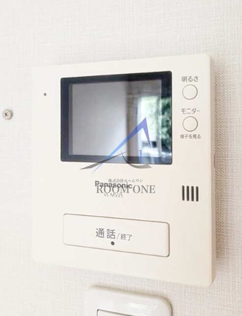 セキュリティ　モニター付きインターホンです。