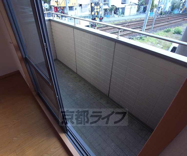 バルコニー　ベランダも日当り良好で広めです。