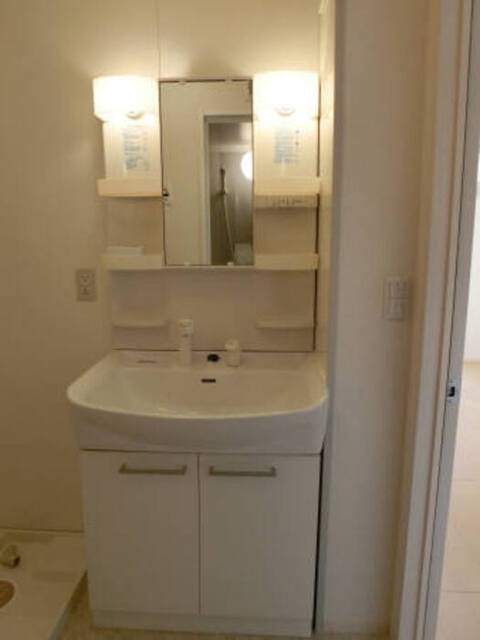 洗面設備　洗髪洗面化粧台