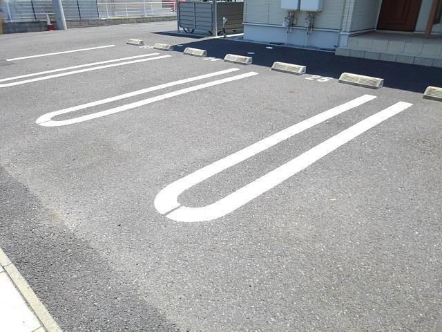 駐車場　駐車スペースもあります
