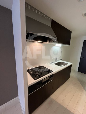 キッチン　レオンコンフォート南堀江　3口グリル付きシステムキッチン