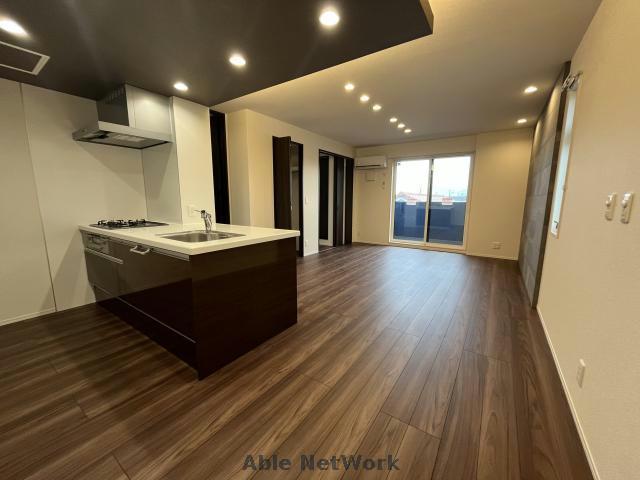 キッチン　同型反転