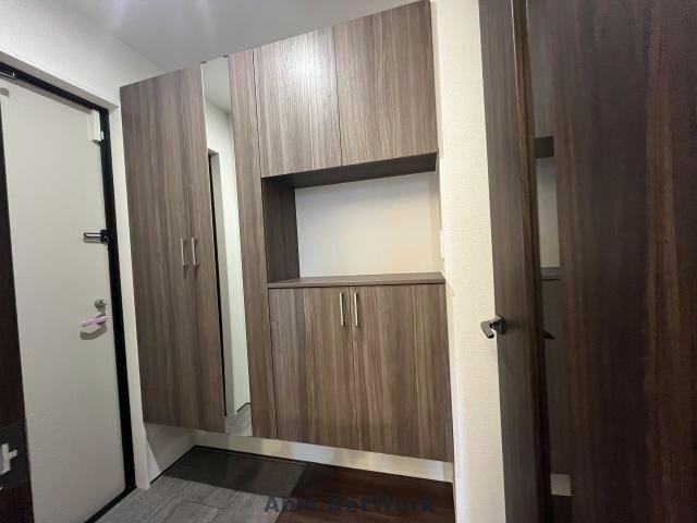 玄関　同型反転