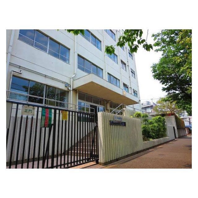 中学校　駒沢中学校（中学校）まで800m