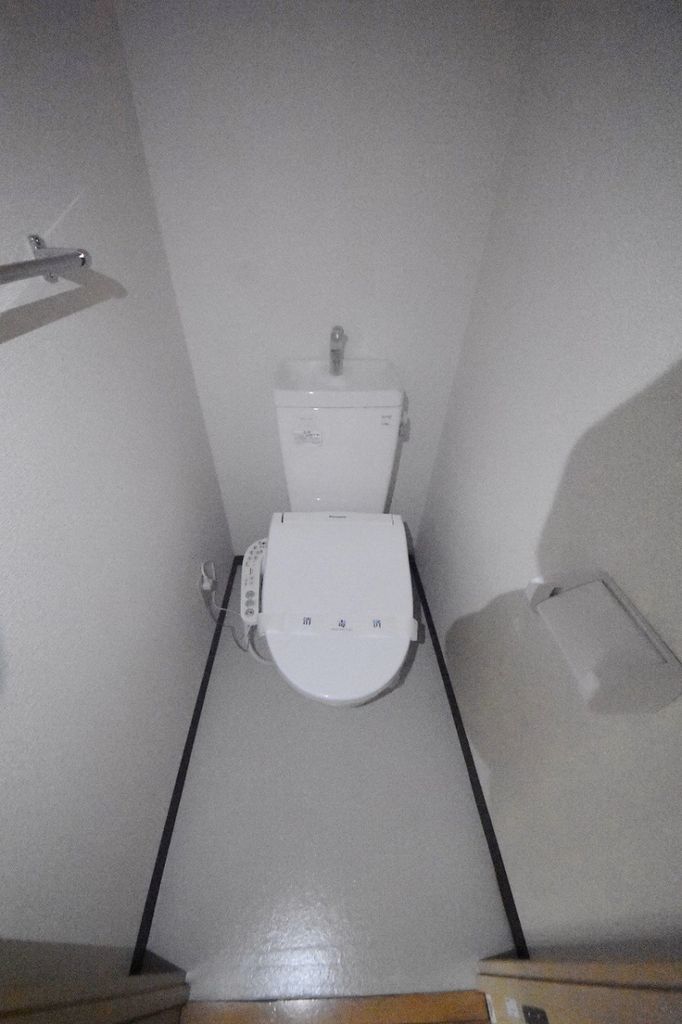 トイレ　トイレ