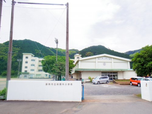 小学校　静岡市立南藁科小学校（小学校）まで3230m