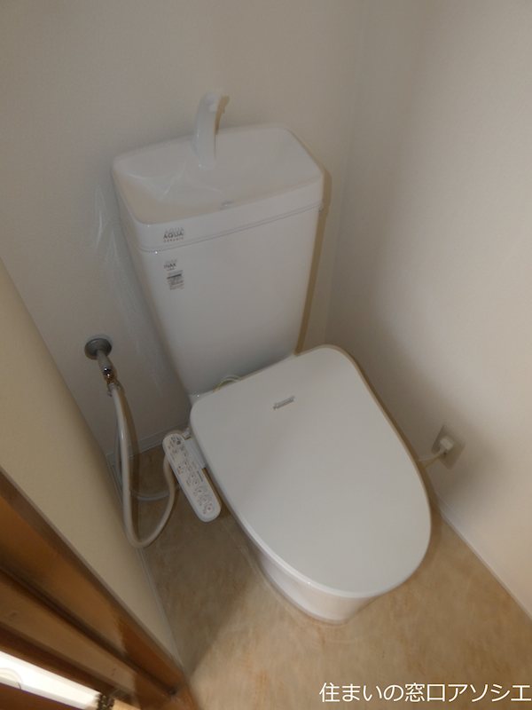 トイレ　ウォシュレット便座