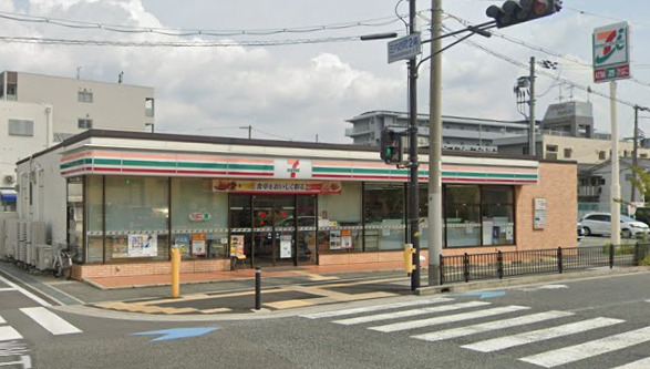 コンビニ　セブンイレブン 豊中庄内西町2丁目店（コンビニ）まで262m