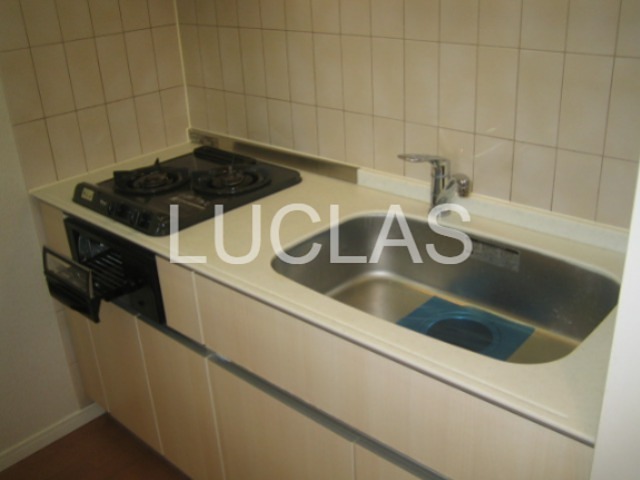 キッチン　2口コンロで使いやすいシステムキッチン♪