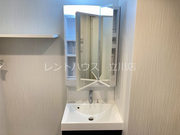 洗面設備　同建物参考写真