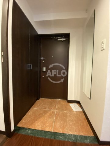 玄関　プレジオ本町　玄関