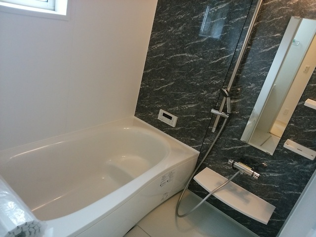 バス・シャワールーム　浴室