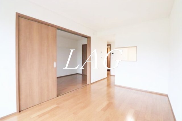 居室・リビング　洋室のお部屋です。