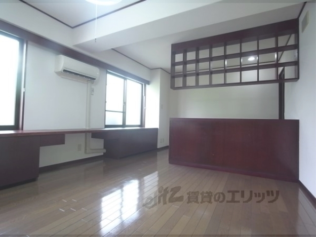 居室・リビング　洋室