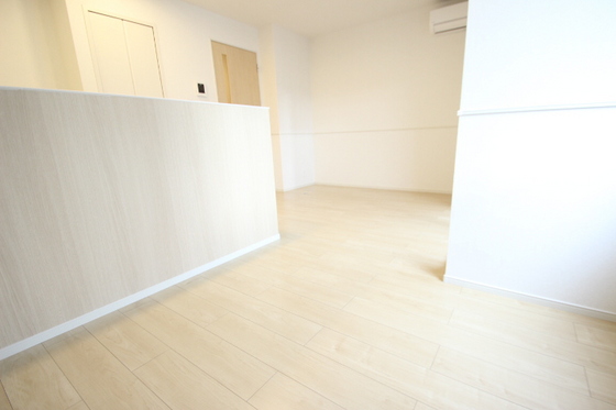 居室・リビング　※別部屋の写真です