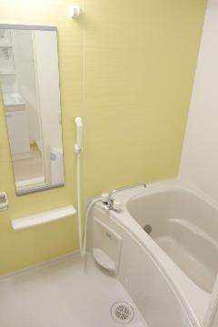 バス・シャワールーム　バス