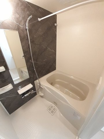 バス・シャワールーム　日々の暮らしに欠かせないお風呂です