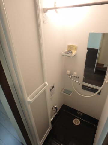 バス・シャワールーム　若い人に人気のシャワールームタイプ