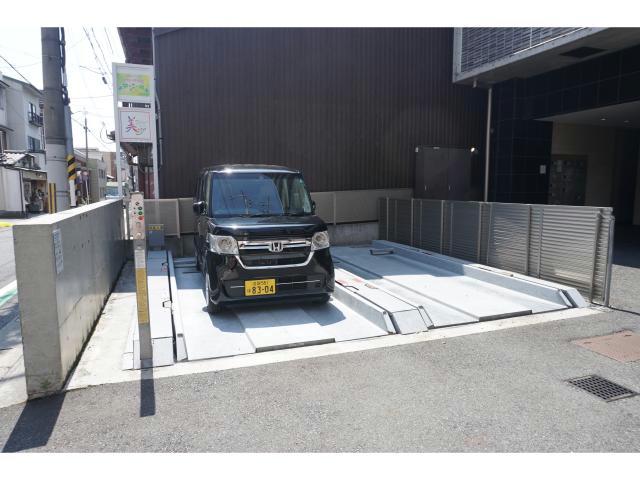 駐車場　駐車場