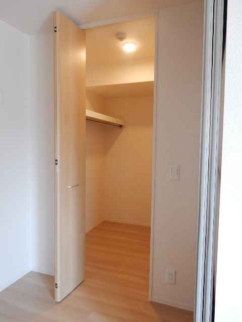 収納　憧れのウォークインクローゼットです