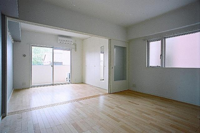 居室・リビング　おしゃれな居間です