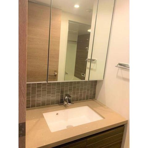 洗面設備　※別部屋の参考写真です。