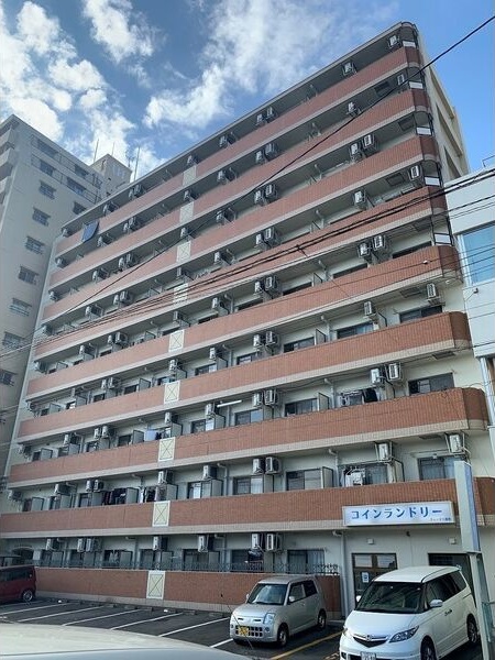 建物外観　外観は落ち着いています