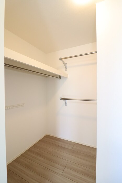 収納　ウォークインクローゼット