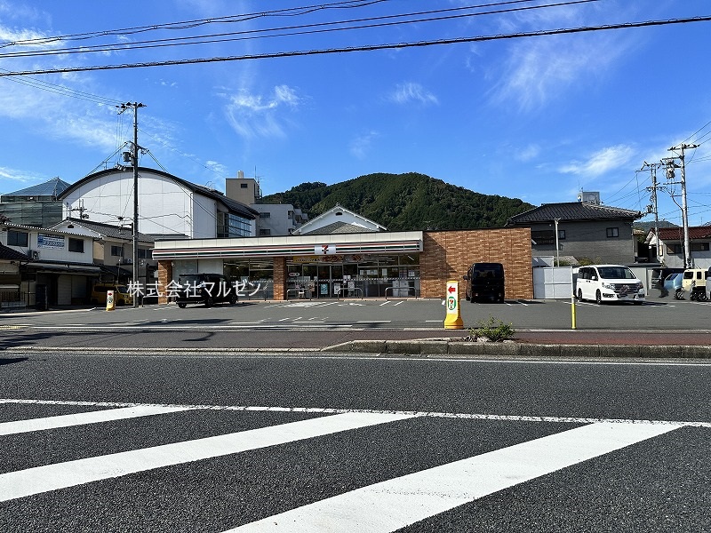 コンビニ　セブンイレブン舞鶴北田辺店（コンビニ）まで507m