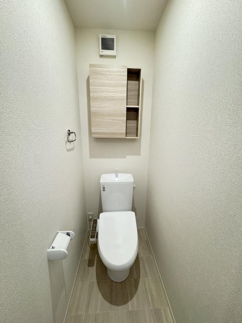 トイレ　同物件別室のイメージ画像となります