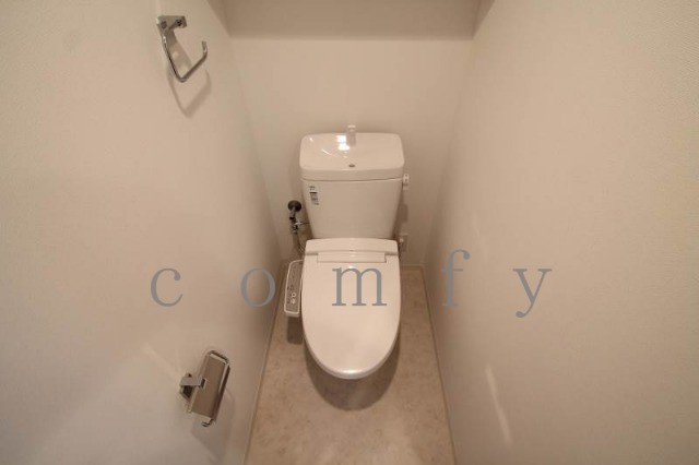 トイレ　ウォシュレット付きトイレ