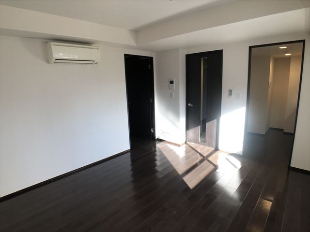 居室・リビング　※別部屋参考写真