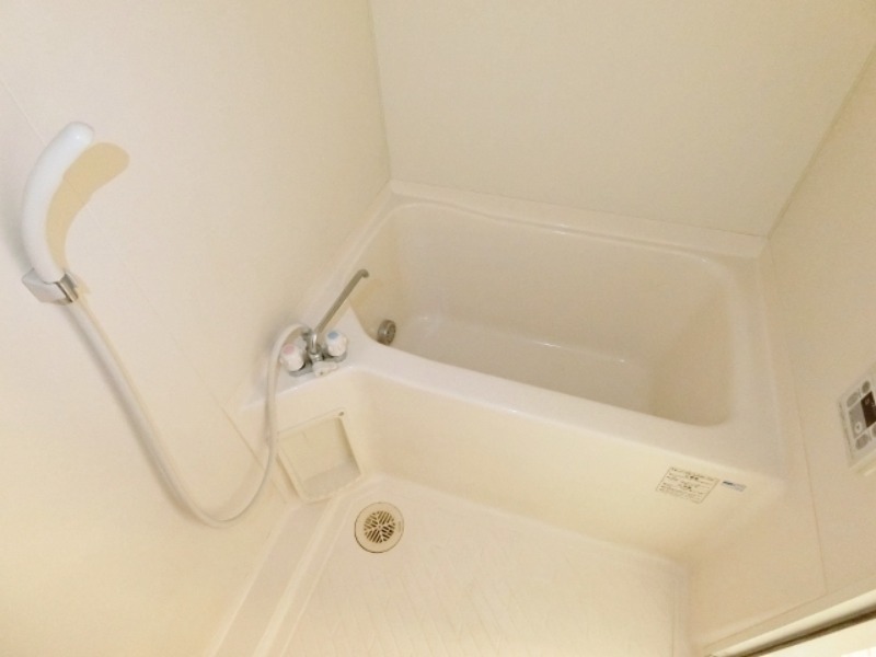 バス・シャワールーム　図面と現状に相違がある場合には現状を優先