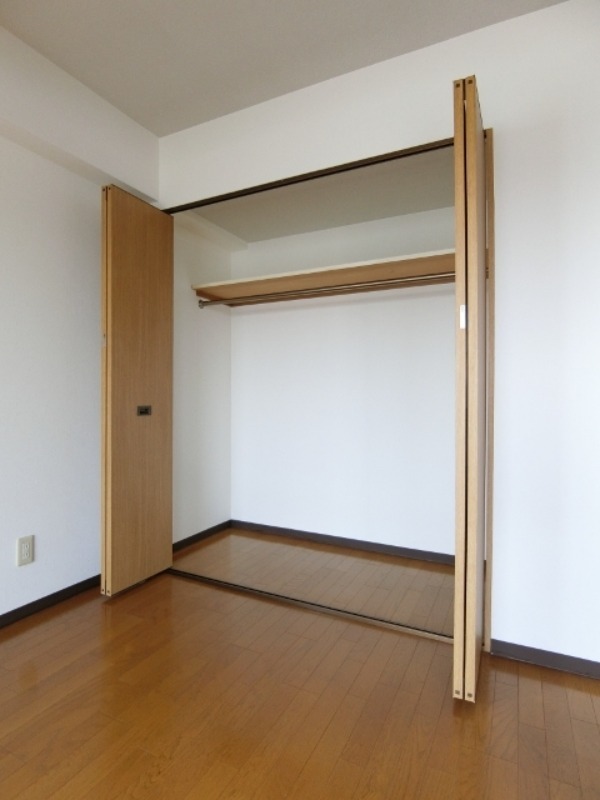 収納　図面と現状に相違がある場合には現状を優先