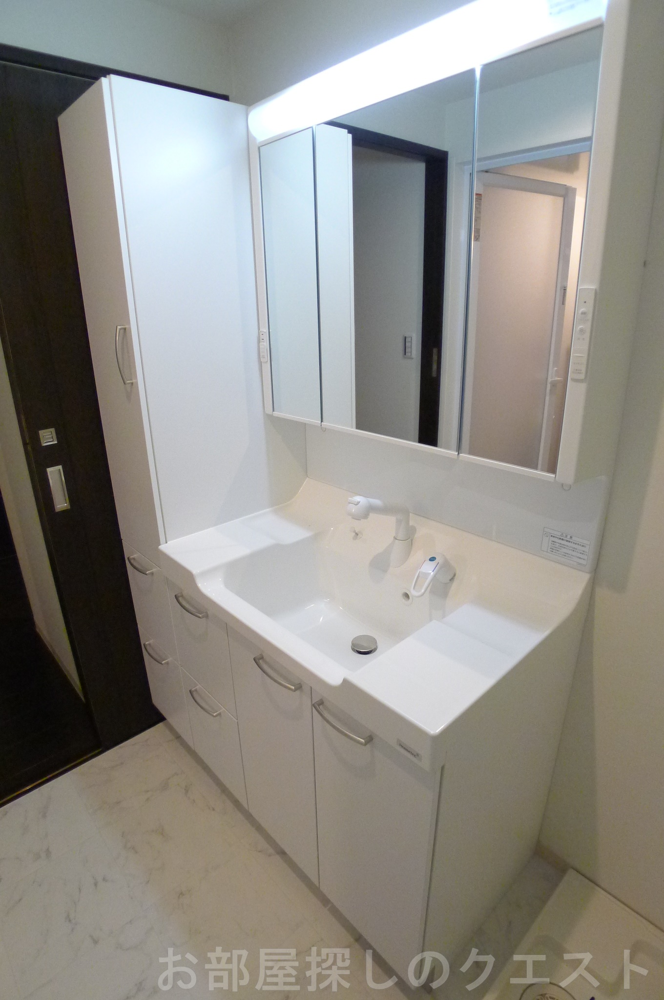 洗面設備　（写真は同物件イメージです。）