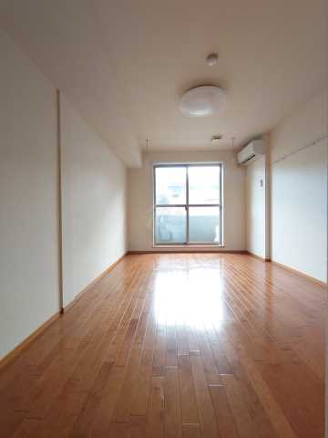 居室・リビング　ウーノルミノーゾ