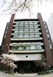 大学・短大　日本大学　本部（大学・短大）まで606m