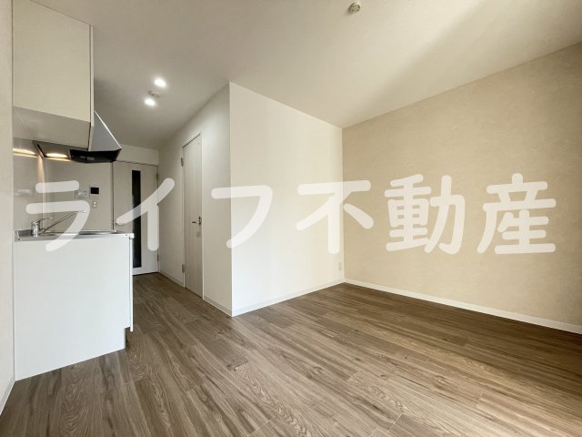 居室・リビング　こちらのリビングで趣味の時間をお楽しみください